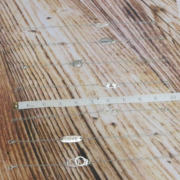 🦋Brand NEW! Silver Angel Wing Bracelet - Picture 4 of 4